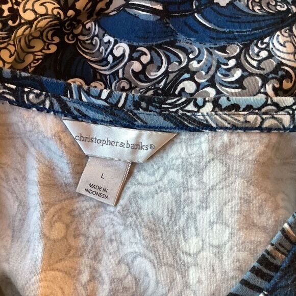 NWOT. Christopher & Banks Brand Women’s L/S Tee in Blues Print Size Large - Picture 7 of 10